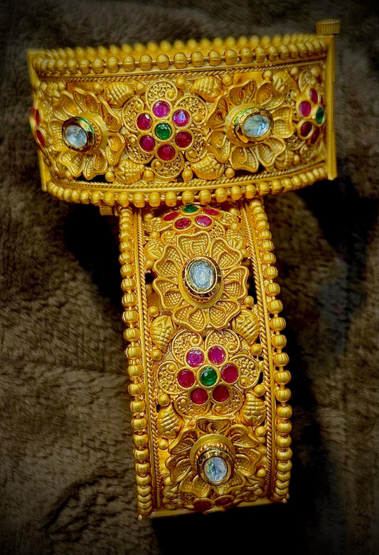 Gold Floral Bangle