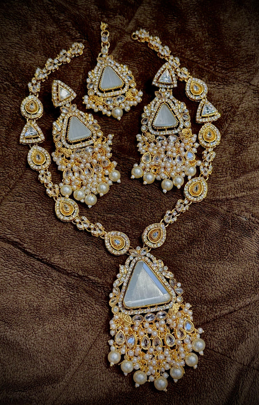 Golden triangle pendant set