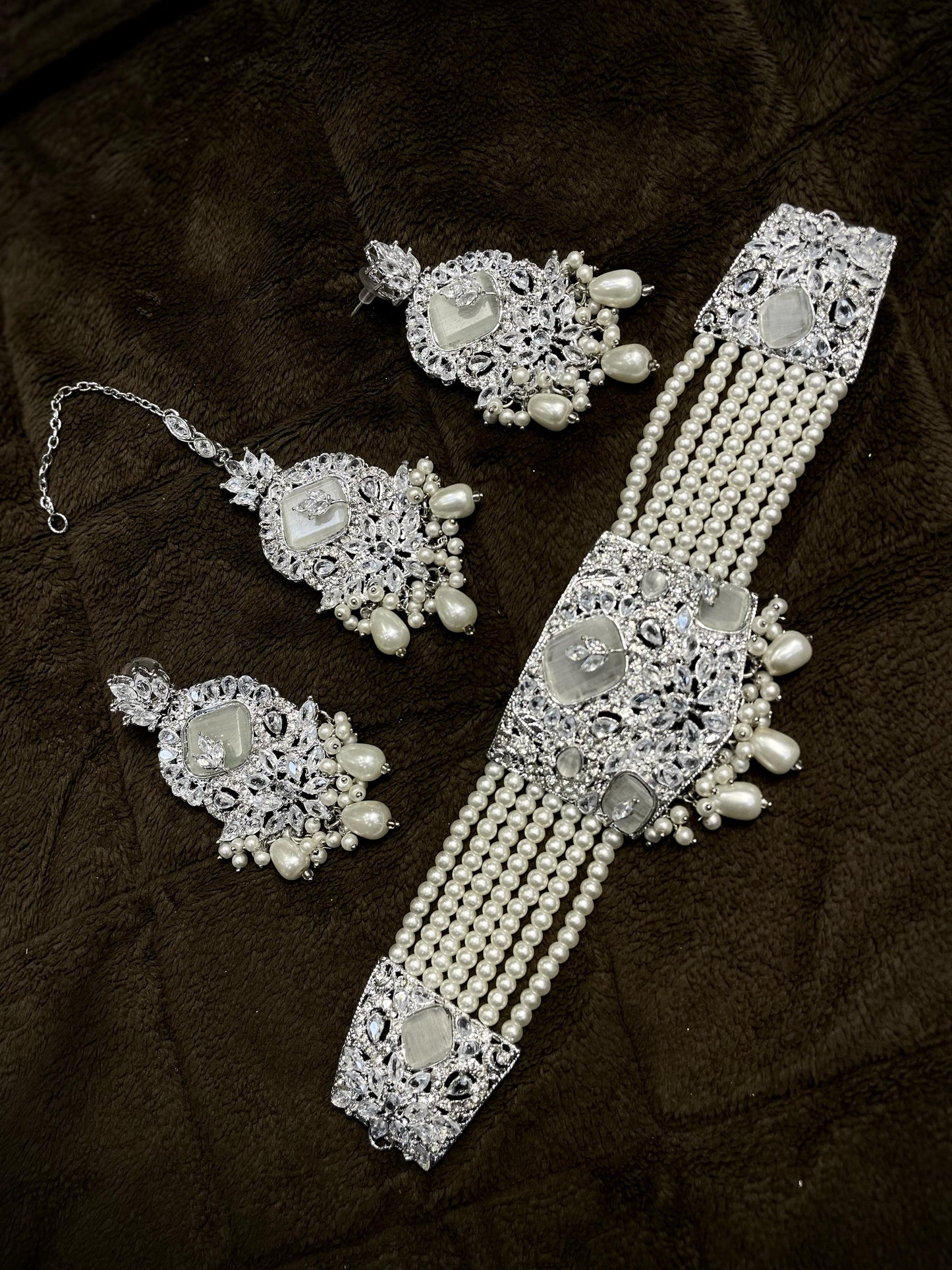 Designer choker
